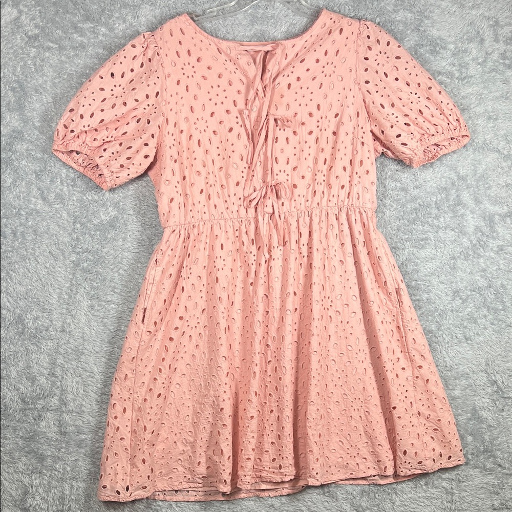 Elegant Pink Eyelet Midi Dress